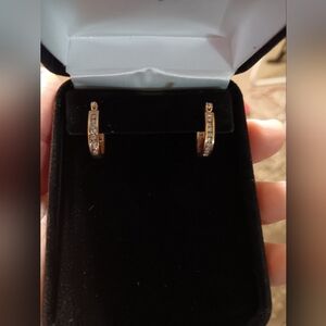 14k YG Diamond Hoops. Really Cute.